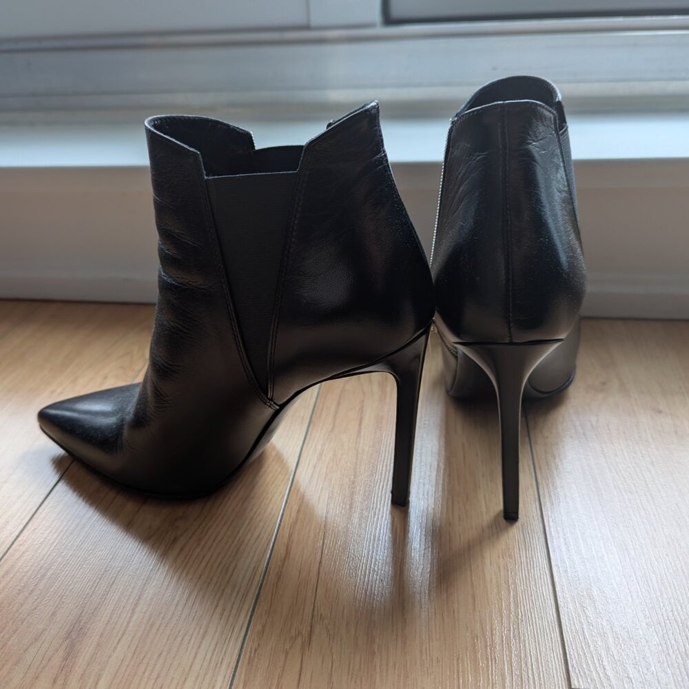 Yves Saint Laurent black leather, faux-zip heeled ankle booties - Picture 4 of 6
